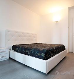 Struttura letto matrimoniale con contenitore