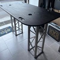 TAVOLO DA DJ EFESTO CON TRALICCI DA 1 MT IMBALLATI