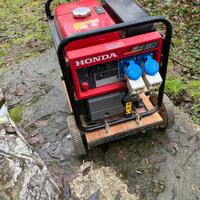 OccasioneVendo motogeneratore honda cicloinverter