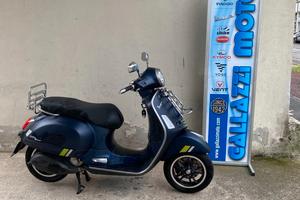 Piaggio Vespa 300 GTS hpe SuperTech