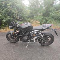 Triumph Street Triple - 2019