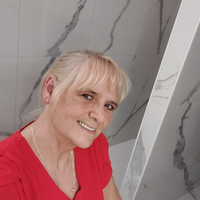 Aiuto cucina, colf, commessa