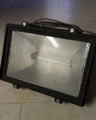 Faro luce lampione lampada esterni