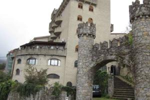 Immobile in asta di 240 m² con più di 5 locali a M