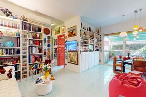 AMPIO E LUMINOSO TRILOCALE CON BALCONE E TERRAZZO!