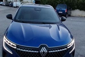 Renault Australe full hybrid 200cv 