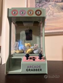 Arcade Grabber by Flying Tiger