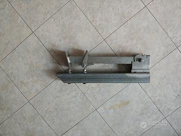 piedini stabilizzatori camper