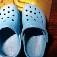 Crocs azzurri per bambino