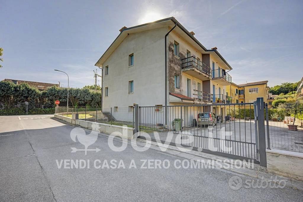Appartamento di 80 m² con più di 5 locali e box au - Vista 5