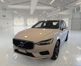 VOLVO XC60 B4 D AWD Geartronic Business Plus