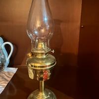 Lampada a olio vintage