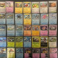 Lotto 150 carte Pokemon Holo Reverse moderne