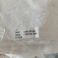 asciugamani bianchi affittacamere 