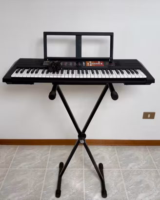 Tastiera Yamaha PSR-F51
