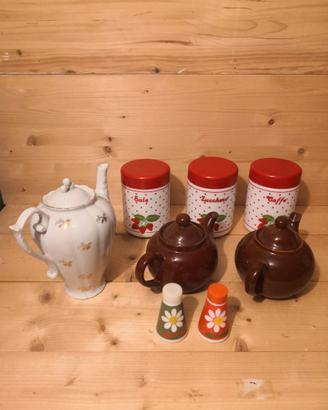Set da cucina sale, pepe, caffe, zucchero, tè