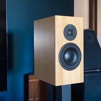 TOTEM MANI 2 signature , diffusori