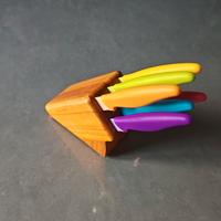 ceppo con coltelli multicolor