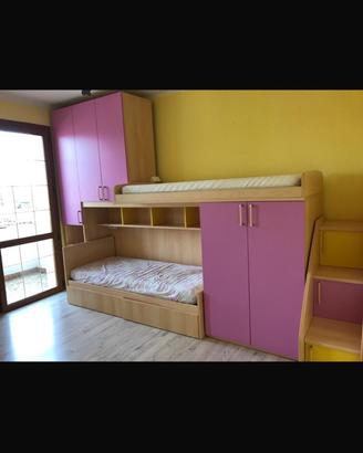 Cameretta da bimbo colore verde e gialla