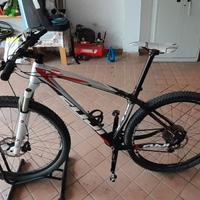 Mountain bike Fuji SLM 29"