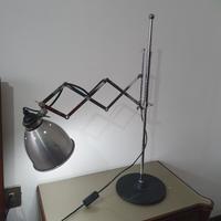 lampada da scrivania a fissrmonica 