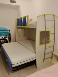 Ad Alassio letto a castello