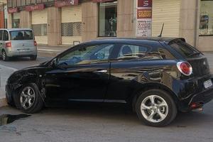 MITO ALFA ROMEO INCIDENTATA