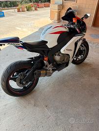 Honda cbr 1000 rr