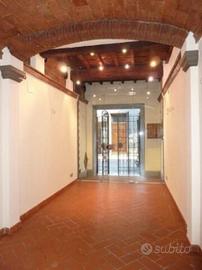 FIRENZE SAN FREDIANO Locale commerciale