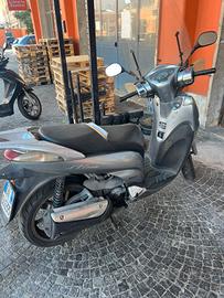 scooter HONDA sh 300