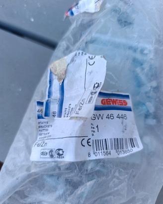 staffe x fissaggio quadri elettrici 
