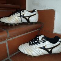 scarpa calcio Mizuno n.40