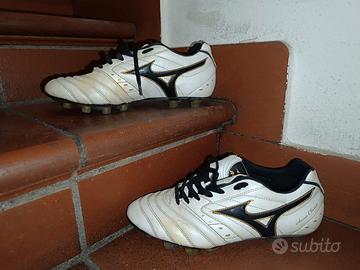 scarpa calcio Mizuno n.40