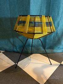 Modernariato. Porta oggetti anni 50 fili plastica