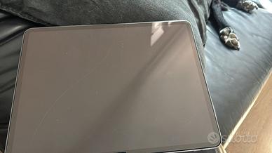 Ipad Air 13’’ 256 gb + Magic Keyboard