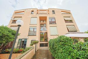 2 LOCALI A CASTEL GANDOLFO
