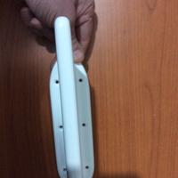 Antenna aeronautica ricevente-trasmittente