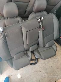 Interni Alfa Romeo Giulietta schienale elletrico