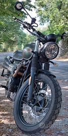 Triumph street scrambler 900