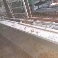 mangiatoia  per stalla 