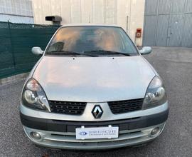 RENAULT Clio 2ª serie - 2001