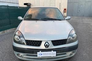 RENAULT Clio 2ª serie - 2001