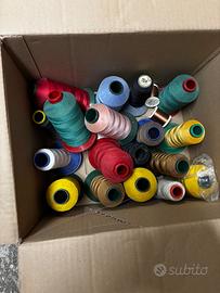 Macchina da cucire e taglia cuci