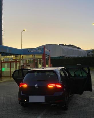 Volkswagen Golf 7.5 1.6 TDI R-Line 2019 highline