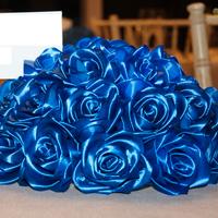 Rose in raso fatte a mano per addobbi