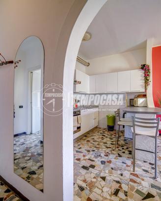 SOLBIATE ARNO - TRILOCALE CON BALCONE