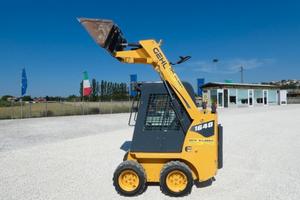 MINIPALA GEHL SL 1640 A NOLEGGIO