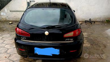 Alfa Romeo 147 1900 jtf anno 2003 km 180000