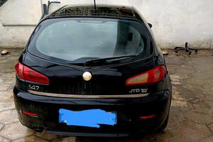 Alfa Romeo 147 1900 jtf anno 2003 km 180000