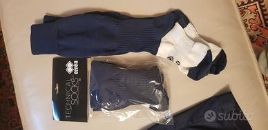 set calzoncini e calzettoni calcio kid blue